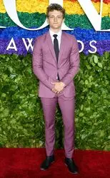 rs_634x1024-190609142150-634-tony-awards-red-carpet-fashions-Benjamin-Tyler-Cook