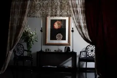 نمایشگاه گروهی "دو پرتره" در گالری ایوان