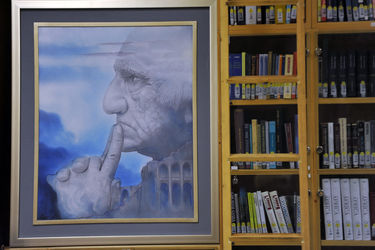 آیین اعطای نخستین جایزه آینه دار دوران در زادروز استاد باستانی پاریزی