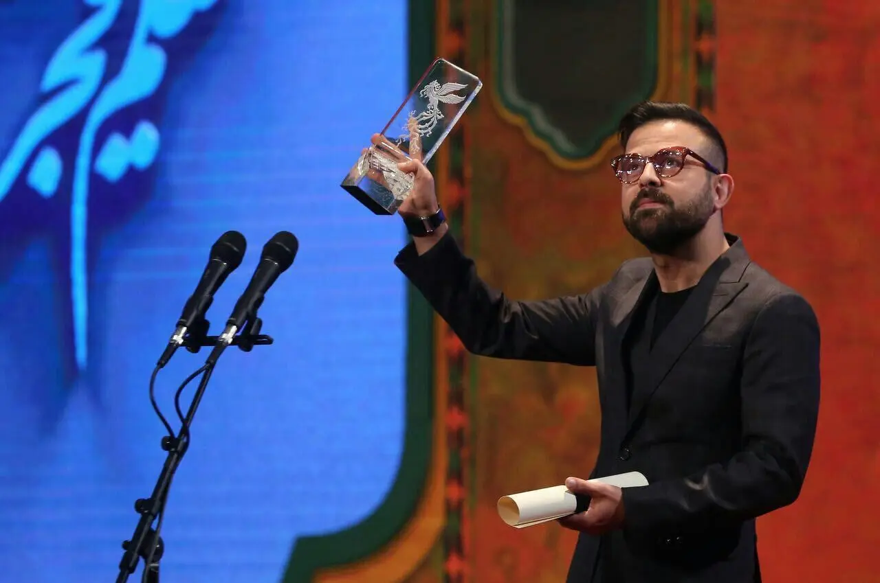 افشاگری هومن سیدی از  پشت صحنه اختتامیه جشنواره فیلم فجر 