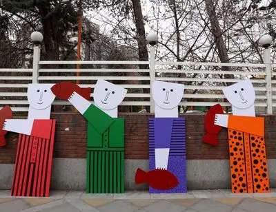 100 هزار متر نقاشی 400 تخم مرغ نوروزی/ دومین بهارستان و جلوه متفاوت تهران 96