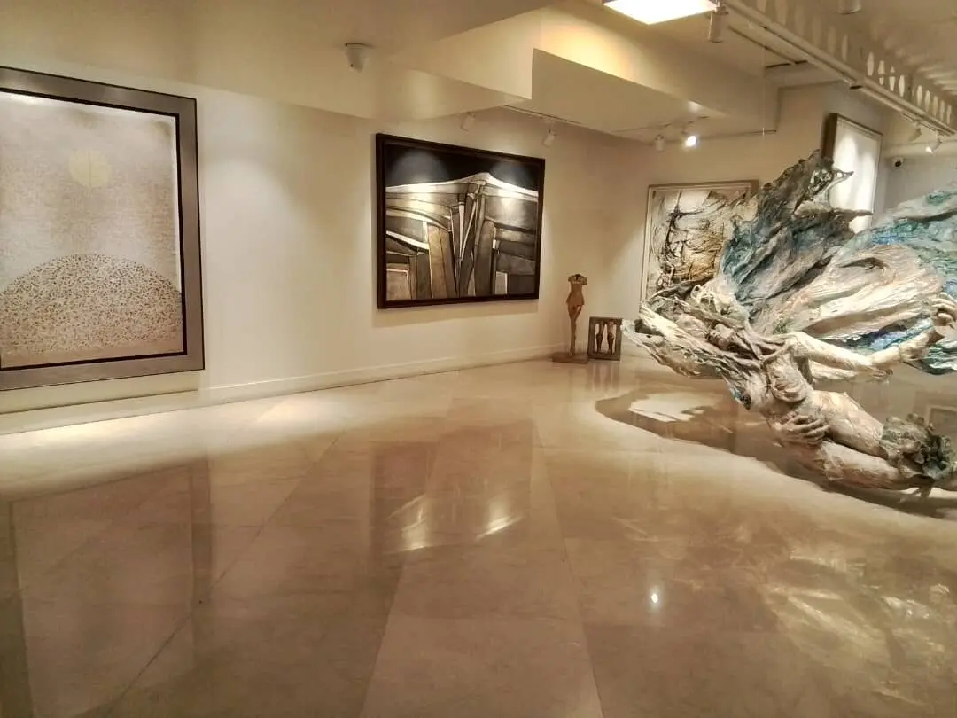 Raha Gallery Collection 