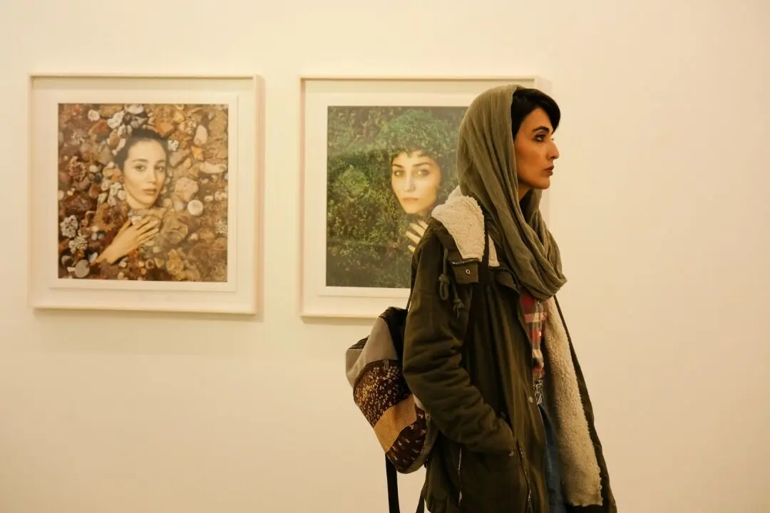 نمایشگاه عکس و چیدمان مریم فیروزی در گالری راه ابریشم
