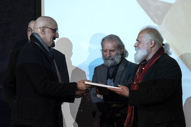 تجلیل از برگزیدگان سومین جایزه هنری ویستا در خانه هنرمندان