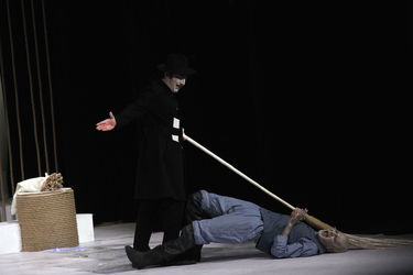 نمایش "کابوس حضرت اشرف" در تماشاخانه ایرانشهر ‎