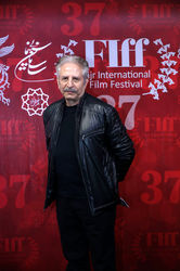 دومین روز سی و هفتمین جشنواره جهانی فیلم فجر در پردیس چارسو