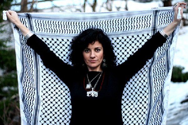 خواننده سرشناس از دنیا رفت