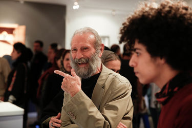 نمایشگاه مجموعه آثار کامبیز درم بخش با عنوان "سورپرایز" در گالری ویستا