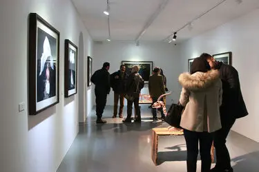 نمایشگاه آثار علیرضا معماریانی با نام "عزای عمومی" در گالری اعتماد