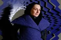 مجسمه‌هایی با تم فلسفه / نمایشگاه بنفشه همتی در گالری ایرانشهر