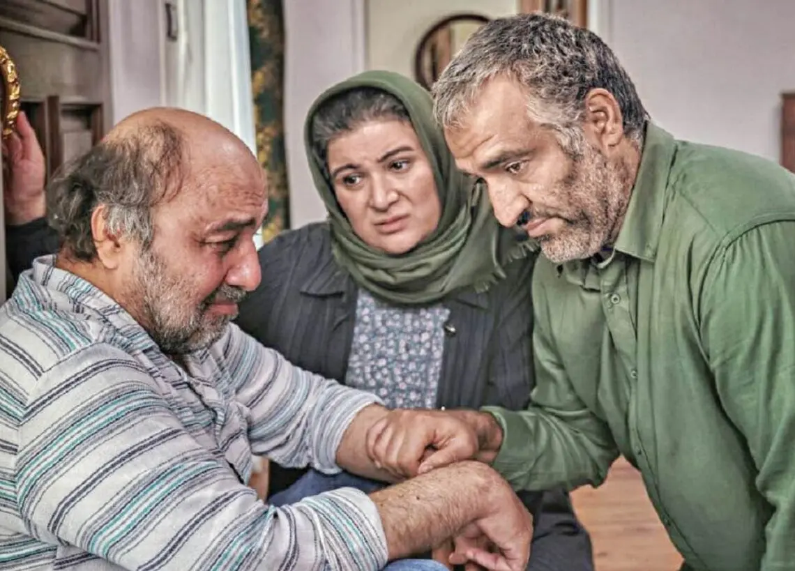 رضا عطاران، پژمان جمشیدی، کیانوش عیاری و امیریوسفی نرسیدند/ تازه‌ترین خبرها از جشنواره فیلم فجر ۴۱