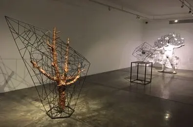 Shirin II Gallery Hosts Elham Khakpash Art
