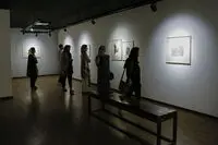 ببینید: آثار سیاه و سفید آرزو شیروانی در گالری آ