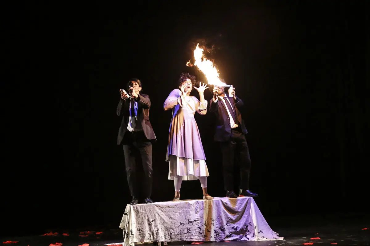 Divine Comedy: Purgatory Goes on Stage in Iranshahr Theater