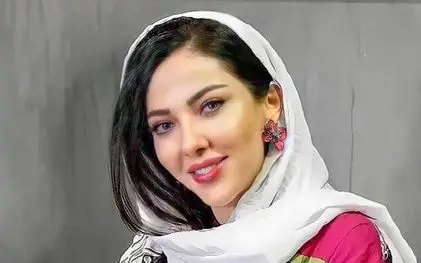 آواز غافلگیرکننده لیلا اوتادی در برنامه تلویزیونی / لیلا اوتادی صدایش را به رخ کشید