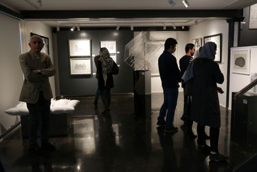 افتتاحیه‌ی نمایشگاه گروهی با عنوان "سیاه و سفید" در گالری ایوان