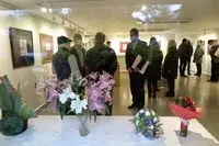 مشق شب من نه سیاه مشقه نه مشق پاکنویسه ذکر است ذکر تصویری کلمات/ مشق شب احصایی به روایت بهزاد حاتم در گالری گلستان آغاز شد/ چهارمین سکانس دیدار هنرمند