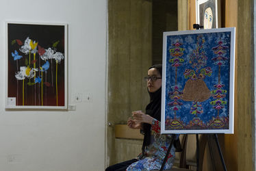 نمایشگاه آثار نقاشی هنرمندان کم توان ذهنی در گالری اصلی فرهنگسرای نیاوران