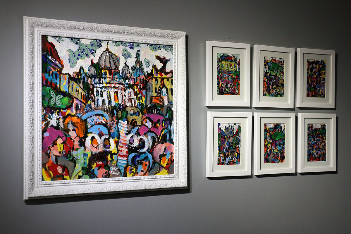“Crowding” at Mojdeh Art Gallery featuring 15 artists 