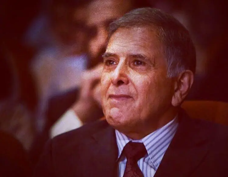 علیرضا شجریان راه استاد شجریان را ادامه می‌دهد
