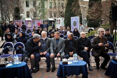 مراسم هفته درختکاری با حضور اصحاب فرهنگ، هنر و رسانه در خانه هنرمندان تهران