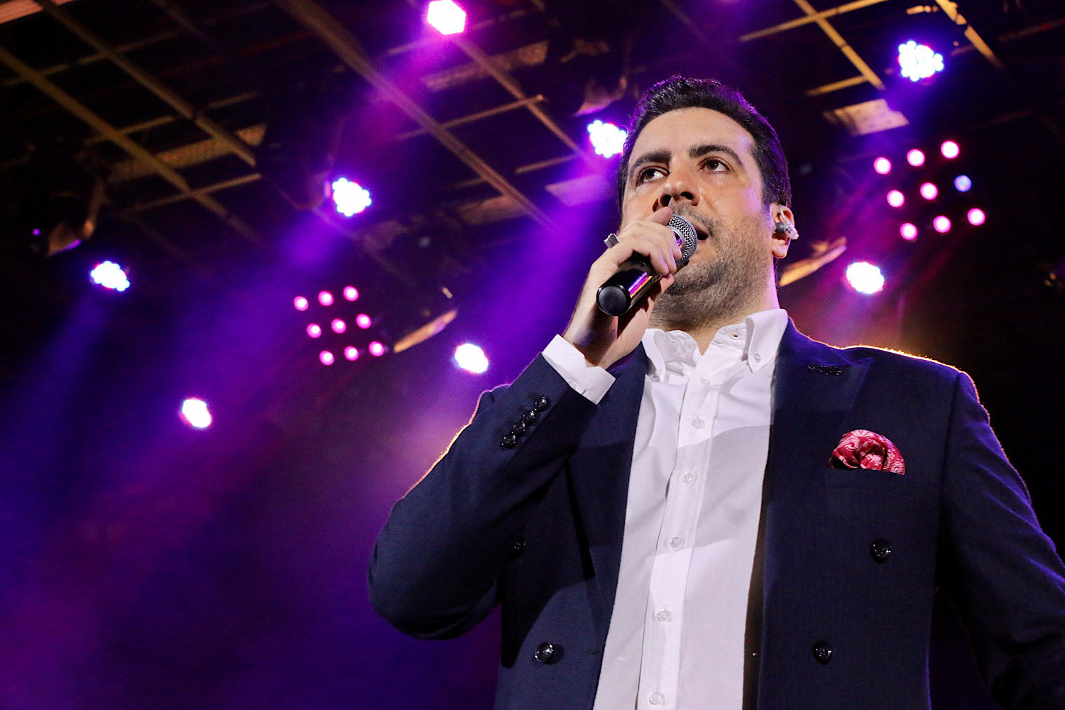 امید حاجیلی دخت شیرازی را منتشر کرد