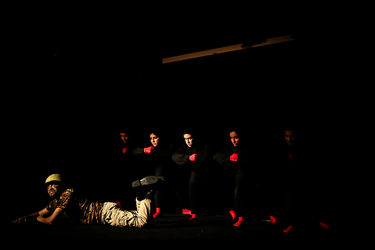 نمایش "آنالیز" در تماشاخانه ایران تماشا