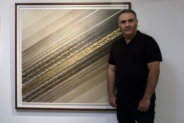 “Crowding” at Mojdeh Art Gallery featuring 15 artists 