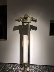 نمایشگاه مجسمه­‌ های بهداد لاهوتی با عنوان «دستگاه» در گالری هدایت