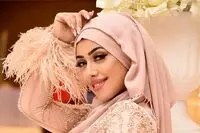 خواننده زن و یک دسته گل عاشقانه جنجالی/ عکس