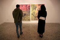 پنجاه سال زندگی آرتیستی بهرام دبیری تا سرنوشت انسان‌های نوستالژی بازی /  گالری گردی ایران آرت در 4 نمایشگاه