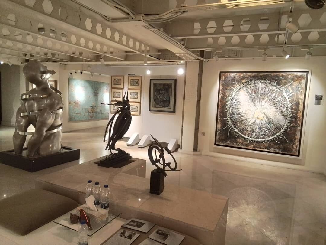 Raha Gallery Collection 