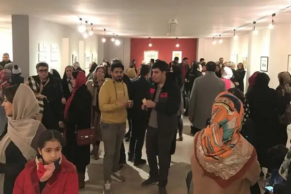 ببینید: 16 هنرمند با نقاشی‌های آبرنگ در گالری لاله
