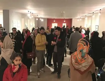 ببینید: 16 هنرمند با نقاشی‌های آبرنگ در گالری لاله