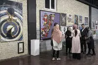 آغاز 110 میلیونی نمایشگاه تجسمی "تنها نیستیم" /ساختمان هدیش لبریز از جمعیت شد/امروز و فردا فرصت برای همراهی هست