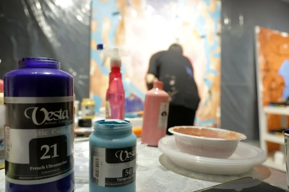 Live Painting Performance at Saless Gallery in Tehran with Vesta Color Support