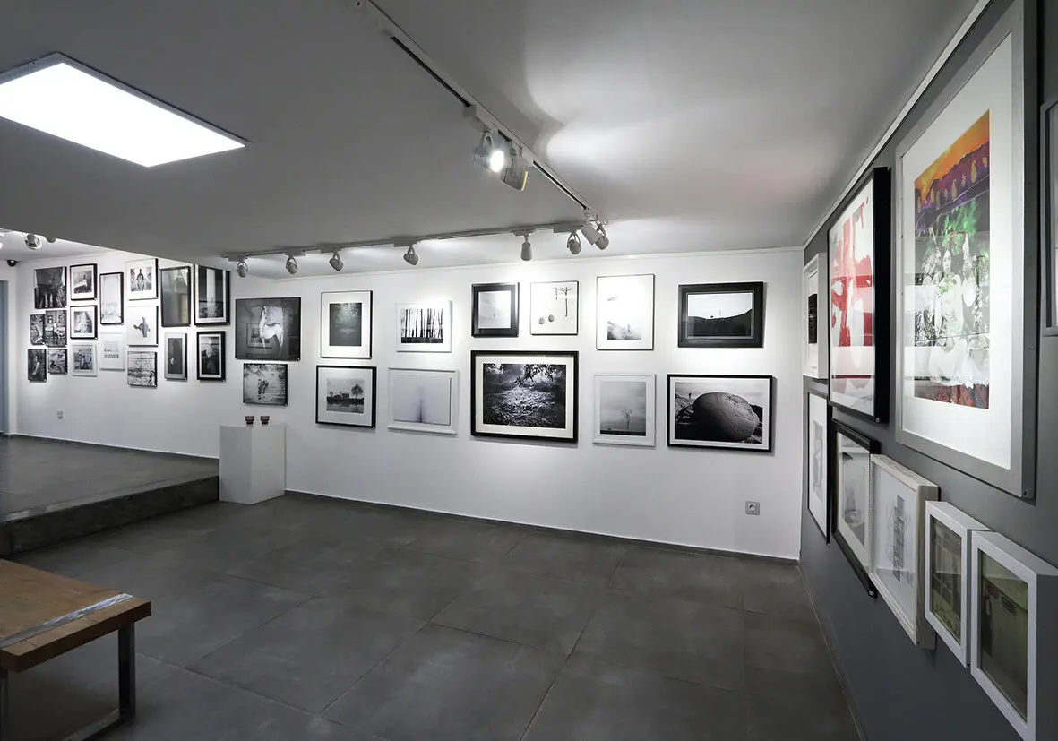 Mojdeh Gallery Annual Photo Exhibition Underway
