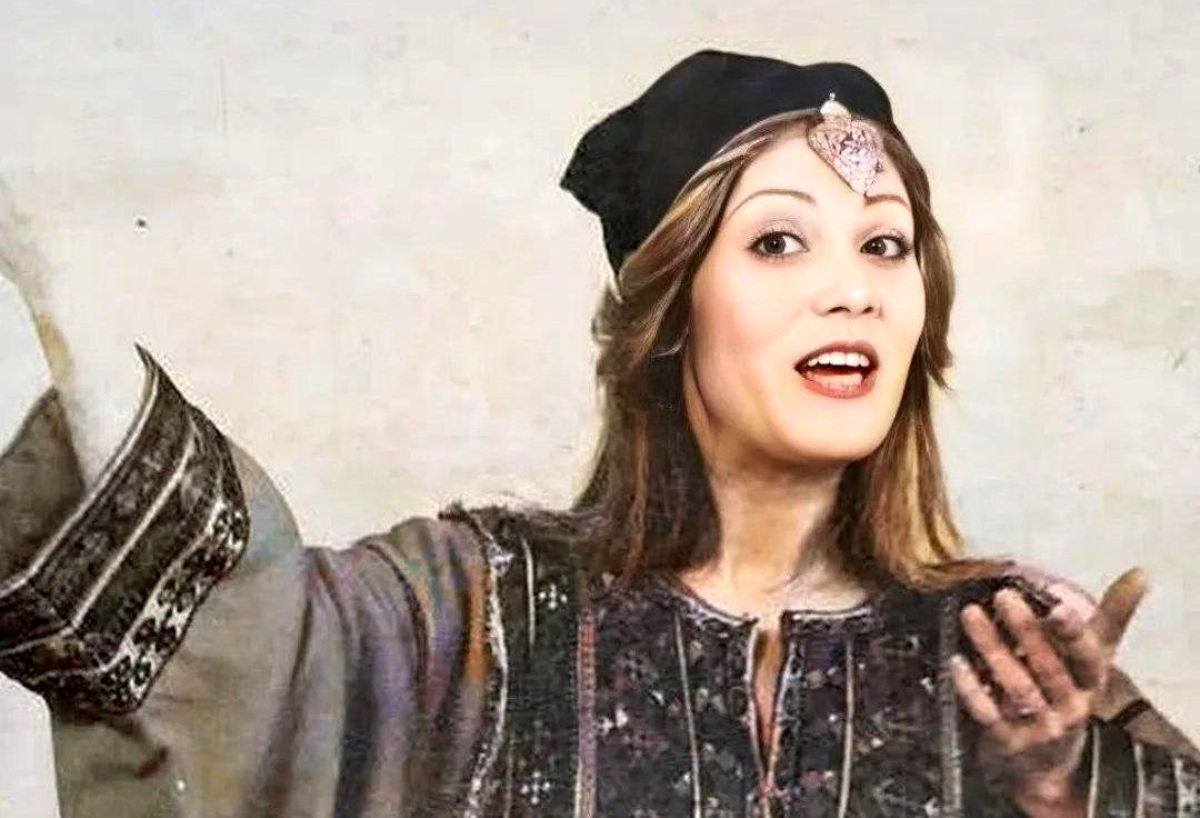 اکی بنایی که بود و کدام آثار را اجرا کرد؟