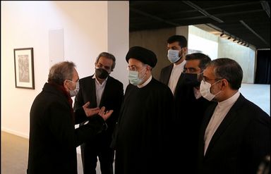 دیدار رئیس جمهور رئیسی از موزه هنرهای معاصر تهران