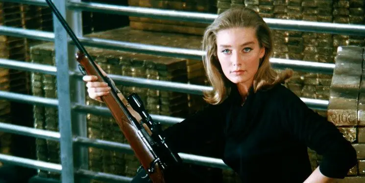 دختر فیلم "جیمز باند" از دنیا رفت