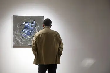 نمایشگاه آثار آینه‌کاری بابک سلیمانی در گالری آرت هاب آریانا