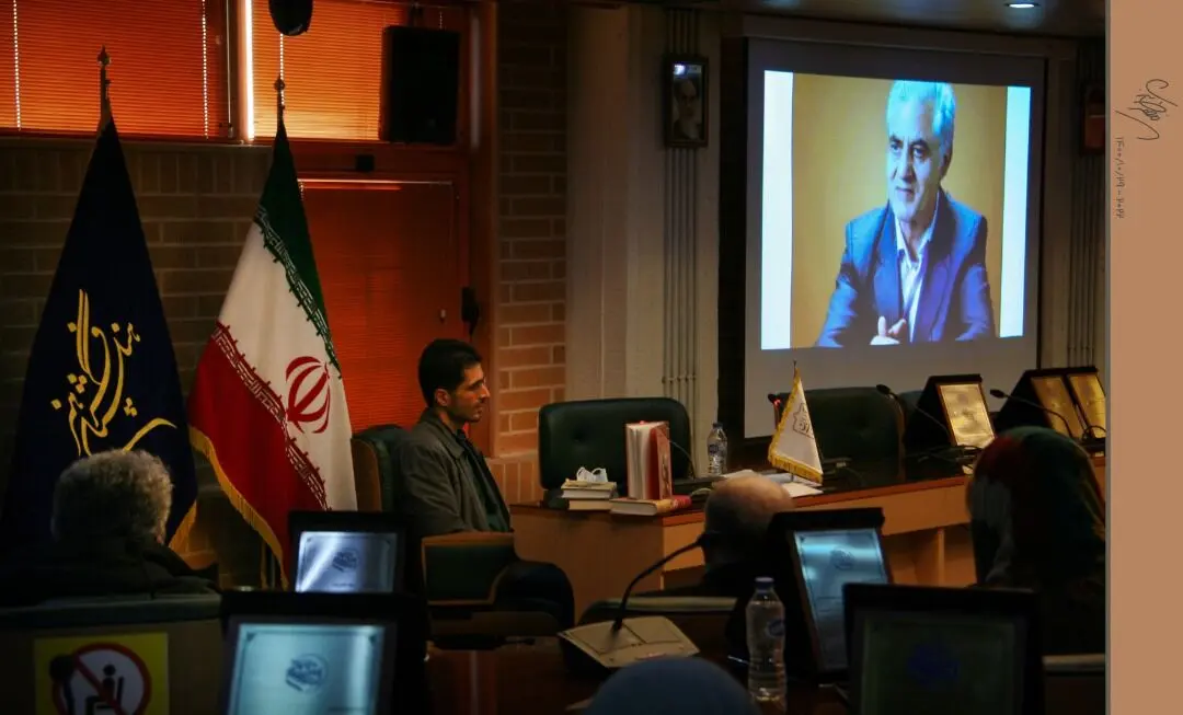 مراسم اهدای جوایز برگزیدگان دومین جایزه آینه دار دوران در فرهنگستان هنر