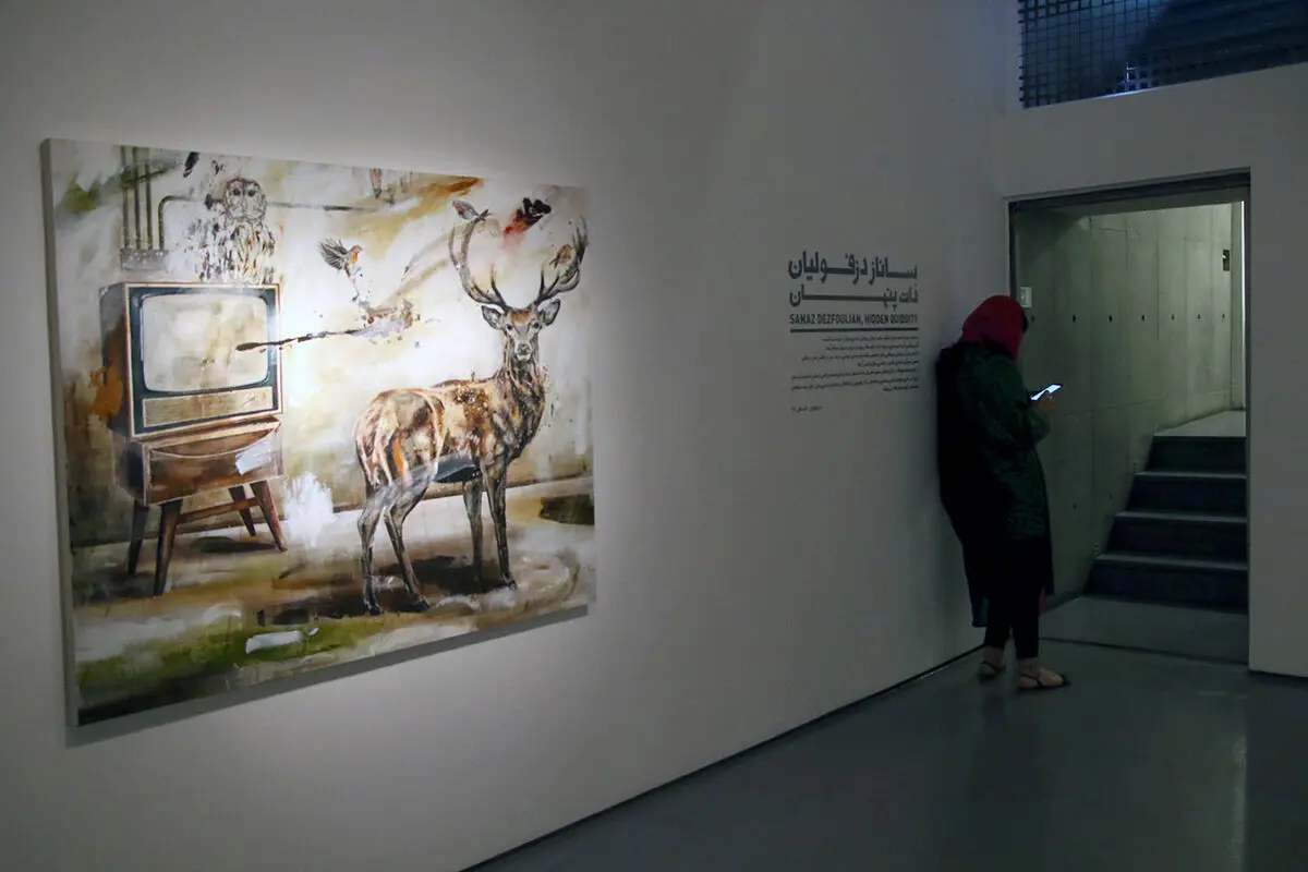 نمایشگاه نقاشی ساناز دزفولیان در گالری طراحان آزاد