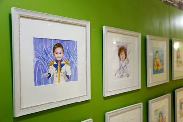 نمایشگاه نقاشی های سوسن قائم مقامی در شهر کتاب مرکزی