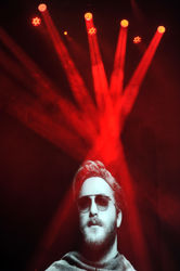 کنسرت مسیح و آرش در جشنواره موسیقی فجر - برج میلاد