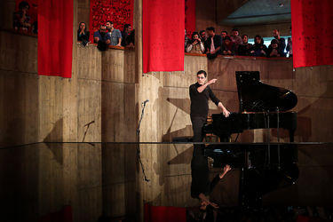 مراسم رونمایی از مجموعه خداوند رخش در موزه هنرهای معاصر