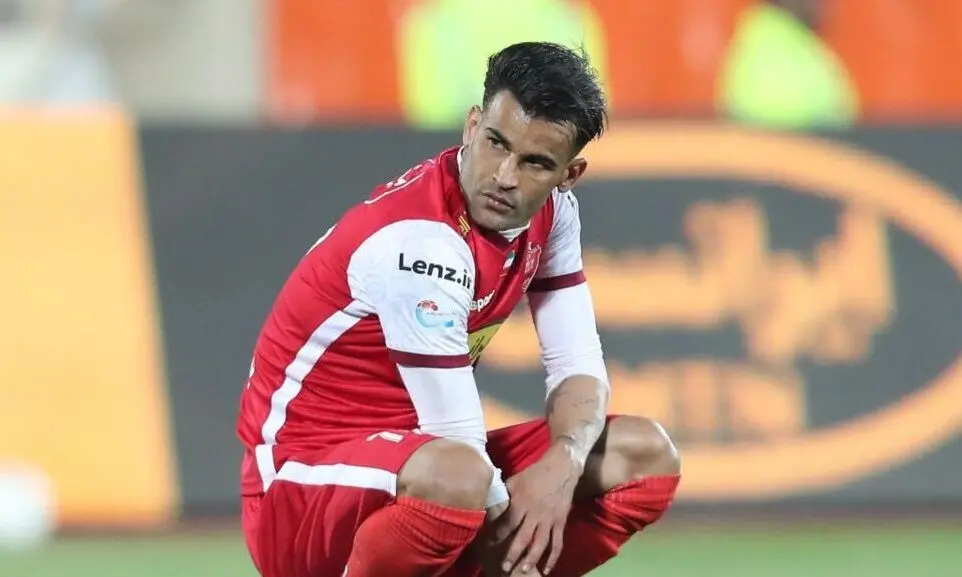 خشم هواداران پرسپولیس علیه عیسی آل کثیر | مهاجم محبوب پرسپولیس یک شبه منفور شد 
