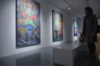 ببینید: دلشدگی روشنک امین‌الهی در گالری اعتماد