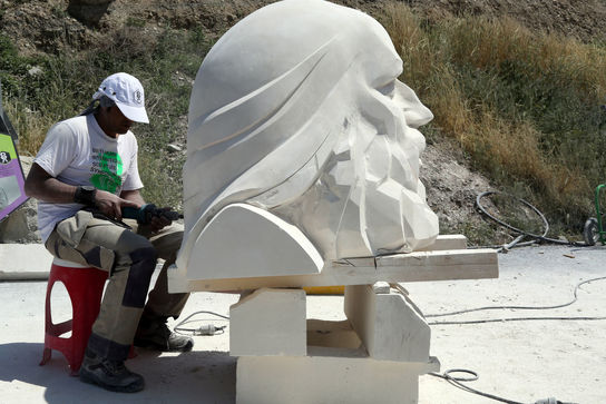 هشتمین سمپوزیوم بین المللی مجسمه سازی تهران