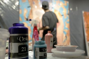 Live Painting Performance at Saless Gallery in Tehran with Vesta Color Support